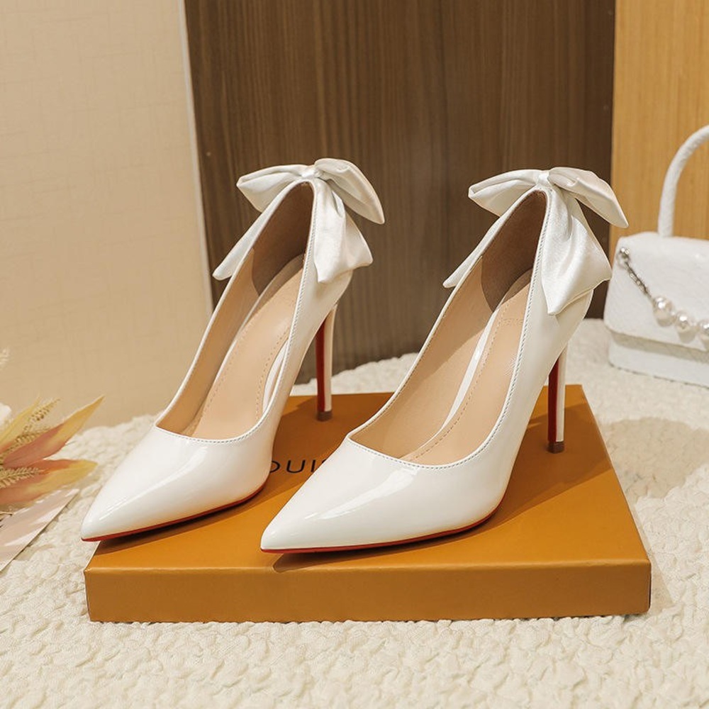 Chic White Bow Heels